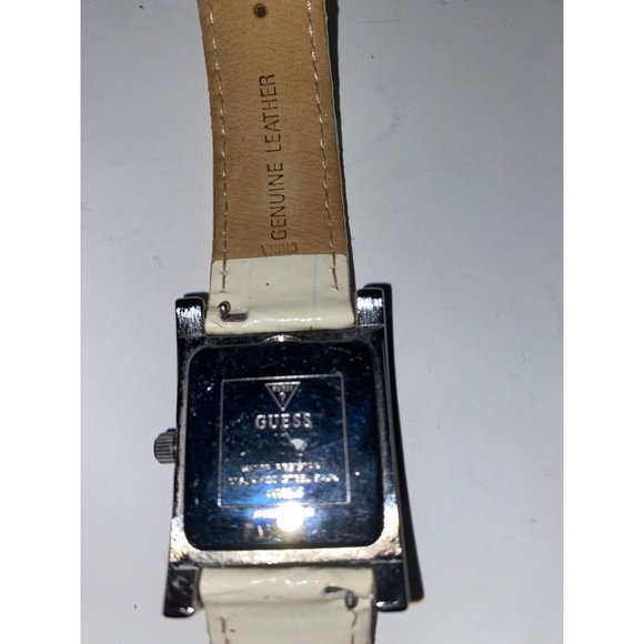 Guess Fashion Watch, Breast Cancer Awareness Special, Pink Crystals, Ribbon Grap - Picture 4 of 4